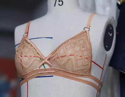 内衣立裁课课程回顾 从理论到实践的创新之旅