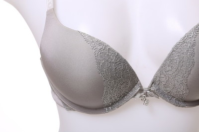 内衣模特 时尚与自信的完美演绎